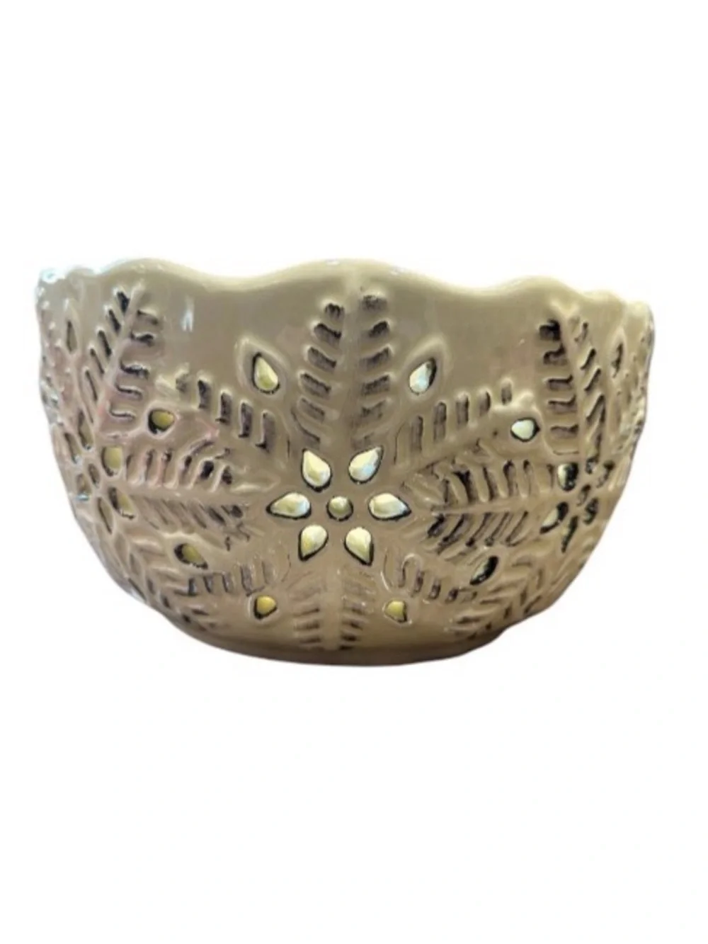 Bath & Body Works Candle Holder White Ceramic Snowflake Bowl 7.5” Christmas